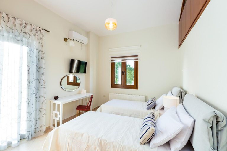 Bedroom 3, Villa Aspa in Prines, Crete