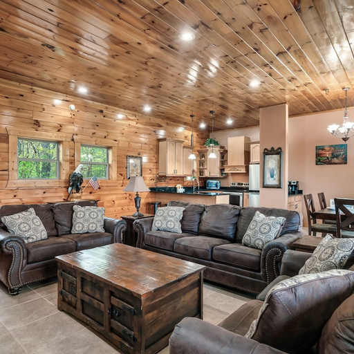 Room 3, Beautiful Mtn Views Hot Tub Games 3 King Suite, Sevier