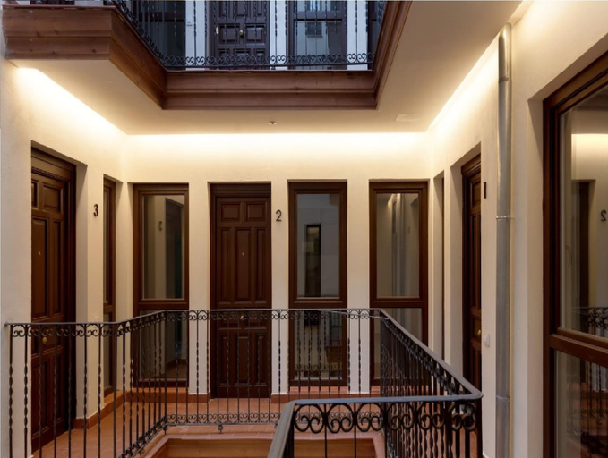 Room 2, C Latina 3-3 in Madrid, Madrid