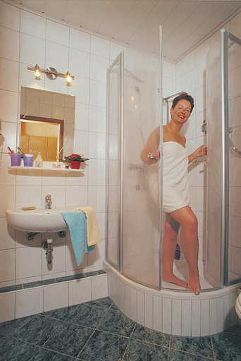Bathroom 3, Hotel Ursula Garni, Bad Kissingen