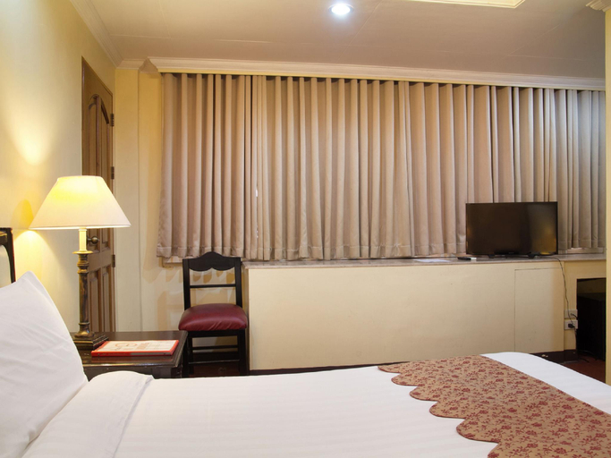 Bedroom 5
