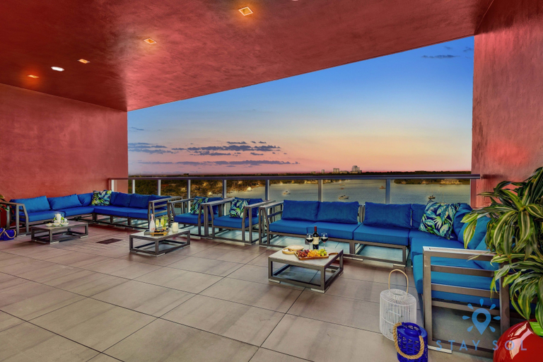 Others 4, Rooftop Pool Balcony Hollywood Beach Broad Walk, Broward