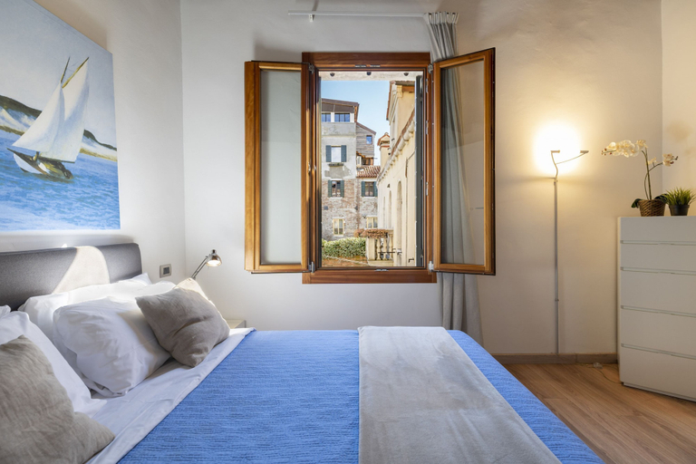 Room 3, Arsenale Canal View 2 by Wonderful Italy, Venezia