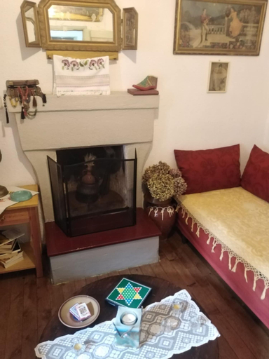 Room 2, Grandpa s Ouse in Tsagkarada, Thessaly