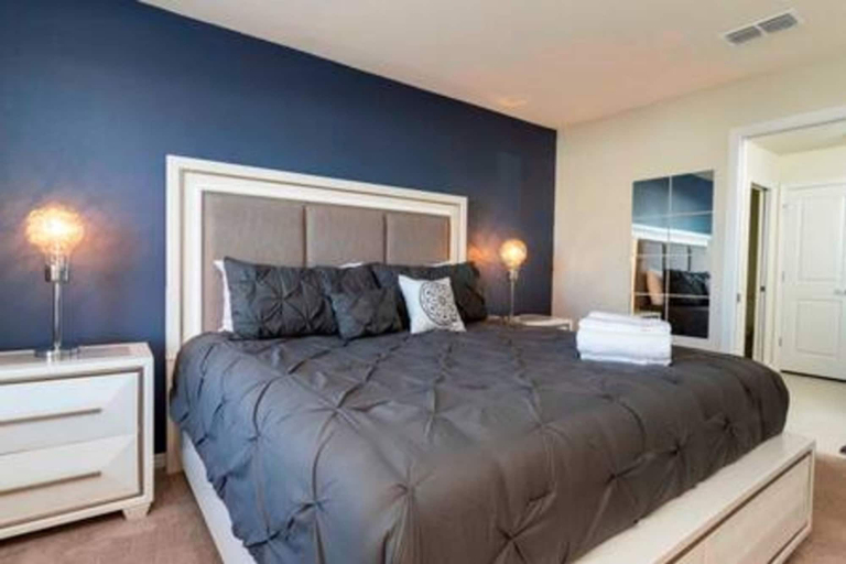 Room 5, Free Water Park Windsor Island 5BD - 5BA, Polk