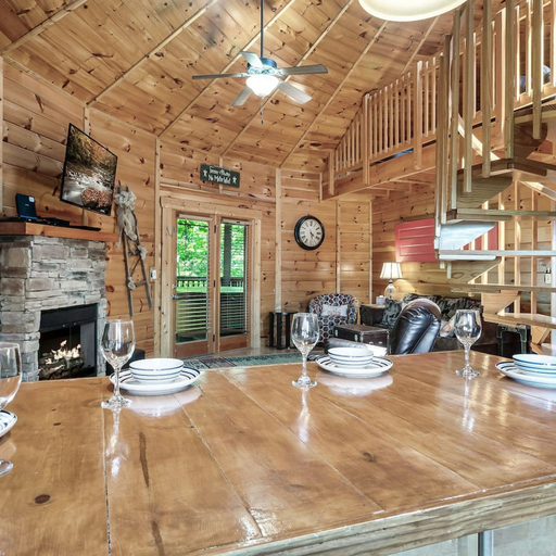 Room 5, Yurt I Game Room Hot Tub I Sleeps 8 I 2BR 2BA, Sevier
