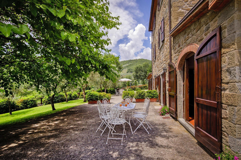 Exterior & Views 2, Farmhouse Le Capanne, Castiglion Fiorentino, Arezzo
