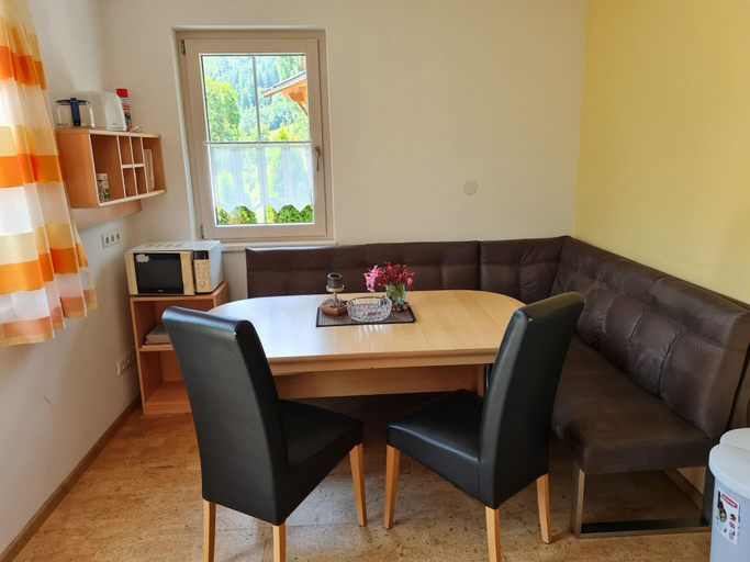 Dining 5, Holiday Flat, Aschau, Schwaz