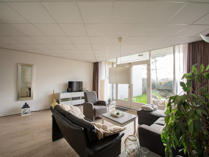 Living room 3, An Apartment That is Attractively Furnished, Den Helder