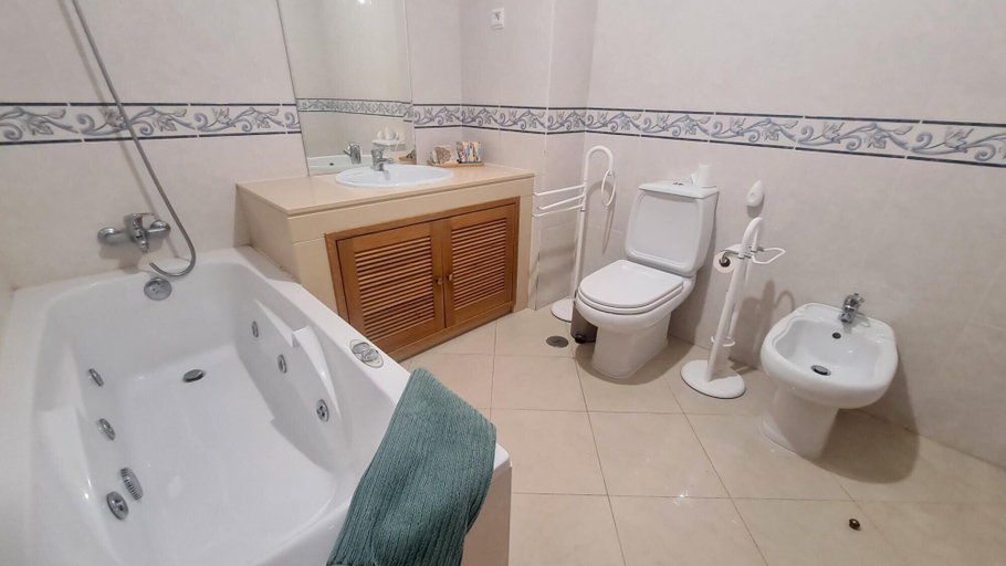 Room 2, Casa Albufeira Old Town Splendida, Albufeira