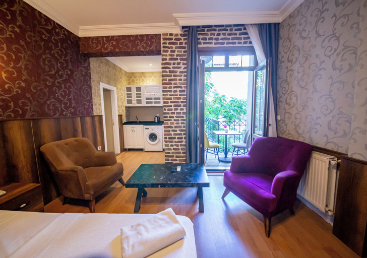 Bedroom 4, Royal Garden Suite and Hotel, Şişli