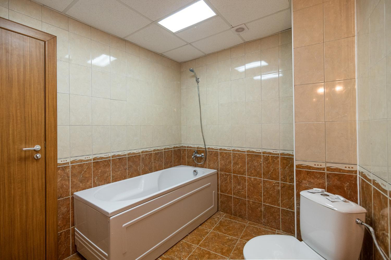 Bathroom 5, Adamo, Varna