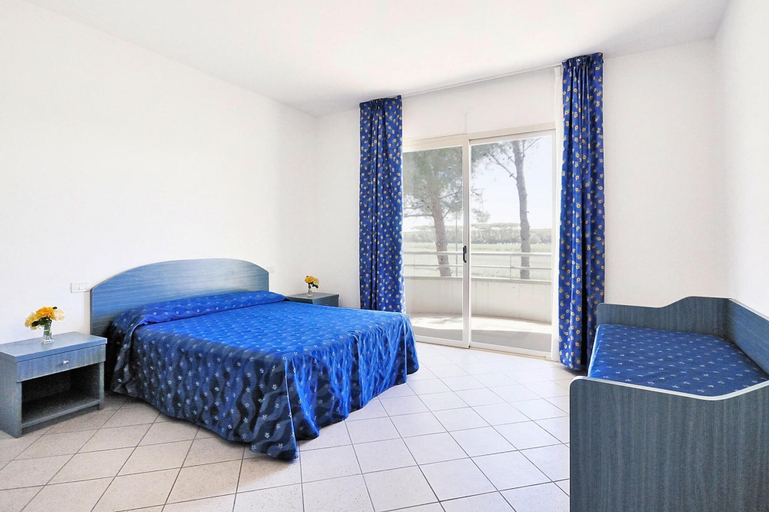 Others 5, Villa in Cecina Mare Near Sandy Beaches, Livorno