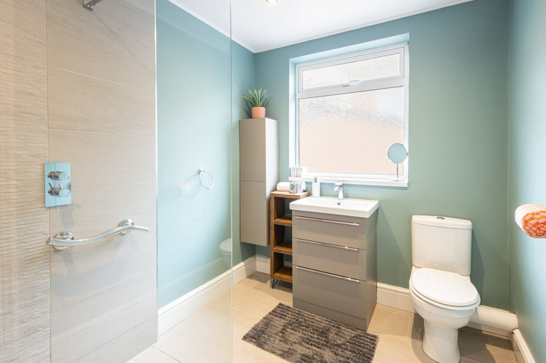Bathroom 4, Host Stay Newton House, Northumberland