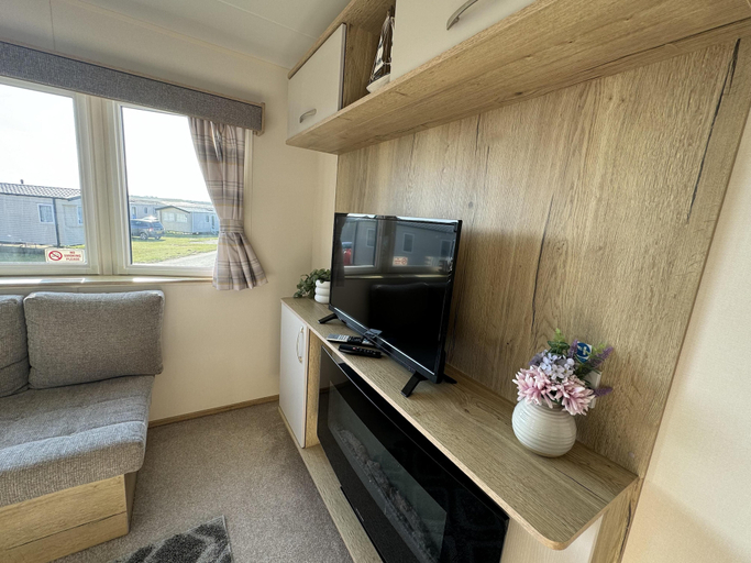 Living area 2, Perranporth Coastal Retreat- Sleeps8, Cornwall