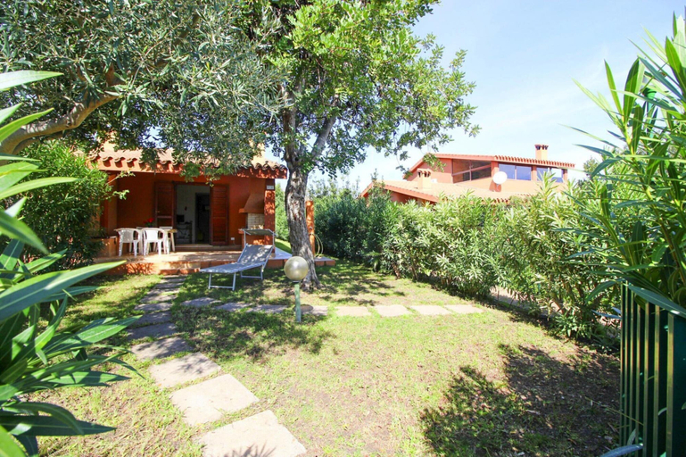 Garden 4, Terraced House by Sardinia's White Beaches, Cagliari