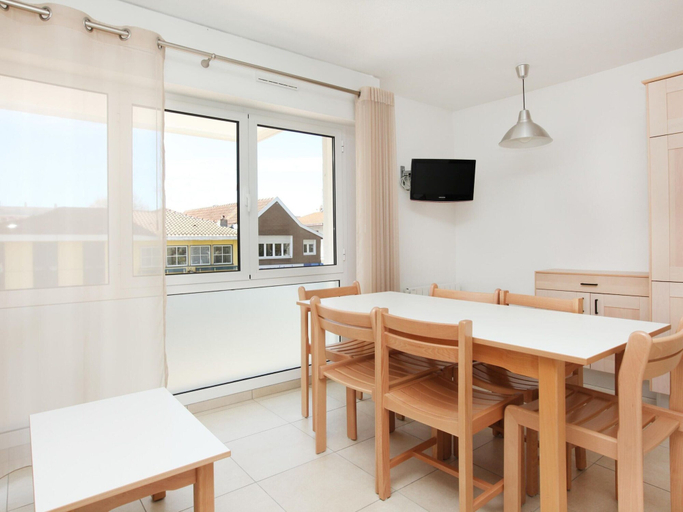 Dining 4, Residence Arcachon, Arcachon, Apartment for 4 Persons, Gironde