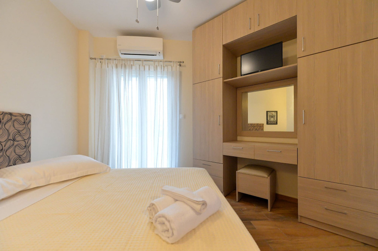 Room 4, Avia Blue Maisonette - Steps From the Sea, Peloponnese