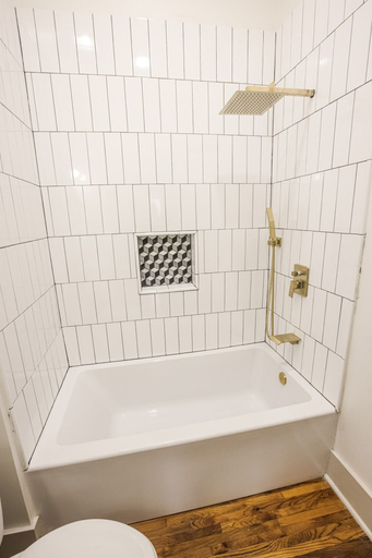 Bathroom 4, Evangeline B in Lafayette, Lafayette
