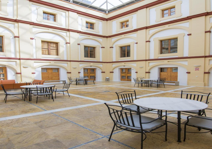 Others 5, Albergue Inturjoven Cordoba, Córdoba