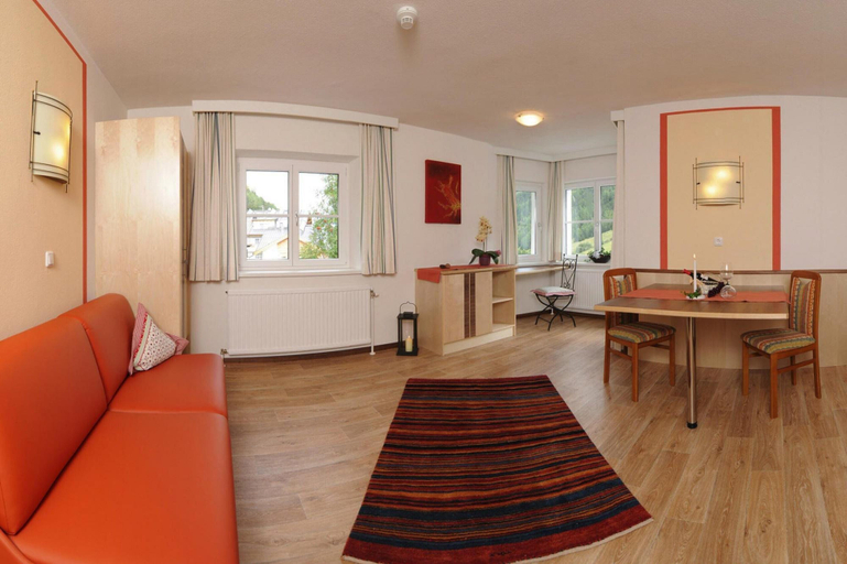 Others 4, Apartment in Ischgl in the mountains, Landeck