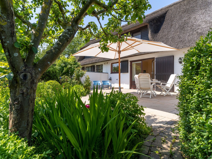 Exterior 2, Thatched Roof House in St.peter Ording, Nordfriesland