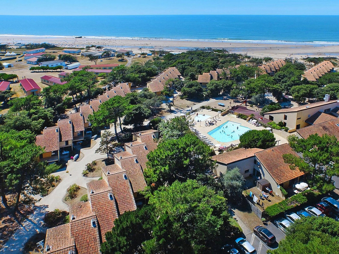 Pool 4, Holiday Home for 6 Guest With sea View, Gironde