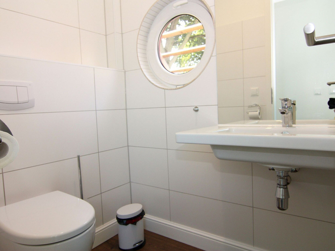 Bathroom 4, Chalet mit Aussensauna in Wendorf, Ludwigslust-Parchim