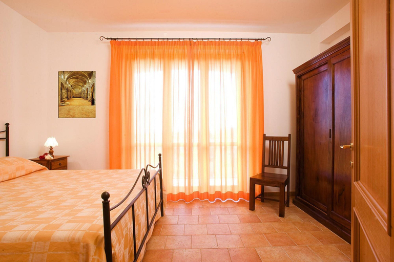 Room 5, Tourist Resort, Grosseto, Grosseto