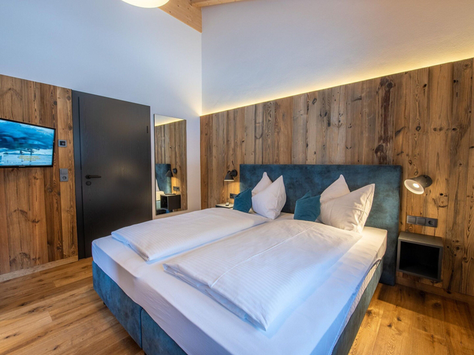 Bedroom 4, Chalet in Wald Near Krimml Waterfalls, Zell am See
