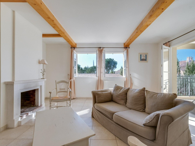 Living area 2, Resort in Var With Golf & Wellness, Var