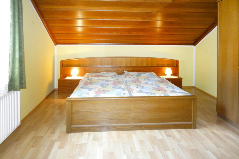 Room 4, Apartment in St. Kanzian Near Klopeiner See, Völkermarkt