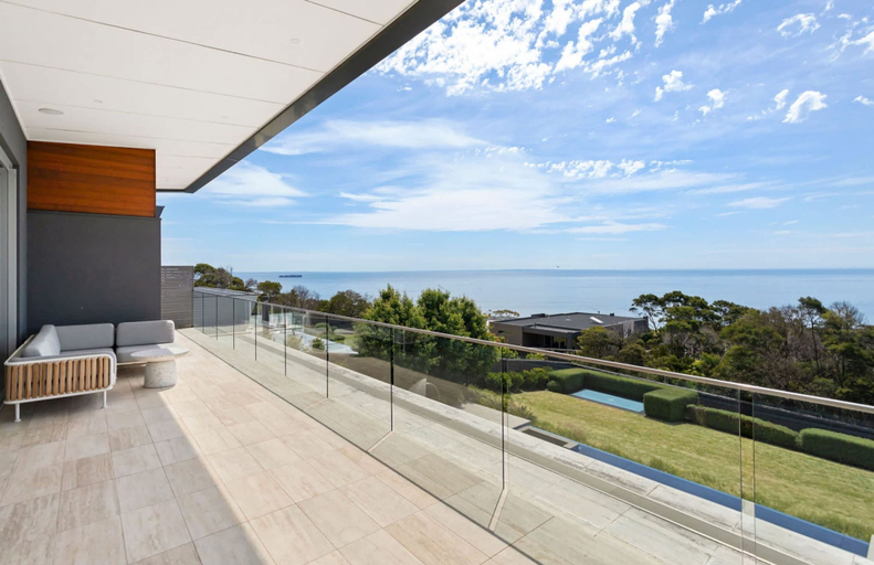 Room 4, Point Haven Pool Basketball Court Bay Views, Melbourne
