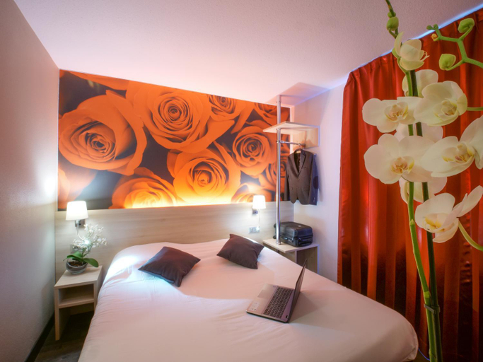 Bedroom 2, Hotel Inn Design & Restaurant Rochefort, Charente-Maritime