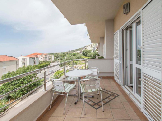 Others 5, Apartments Antonio, Tučepi