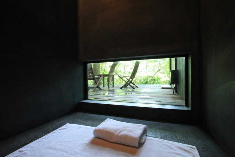 Bedroom 2, Sen-no-mori Hotel, Aso