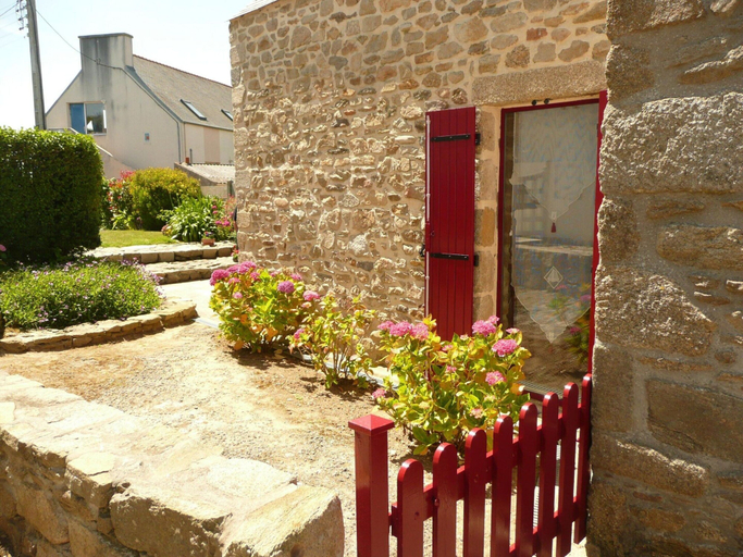 Exterior 5, Stone House in Lilia Near Ile Vierge Lighthouse, Finistère