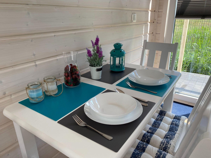 Dining 3, Holiday Homes Close to the Seaside Beach, Sławno