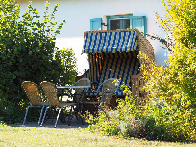 Exterior 4, Apartment in Dranske With Pool, Vorpommern-Rügen