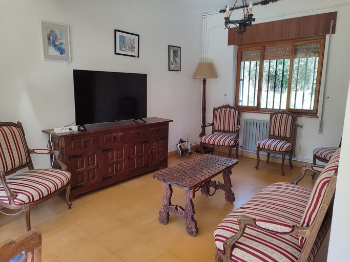 Living area, Charming 6-bed Chalet in Llanes, Asturias