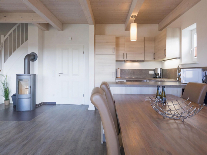 Private kitchen 5, Exklusiv Eingerichtetes Ferienhaus in Strandnahe, Nordfriesland