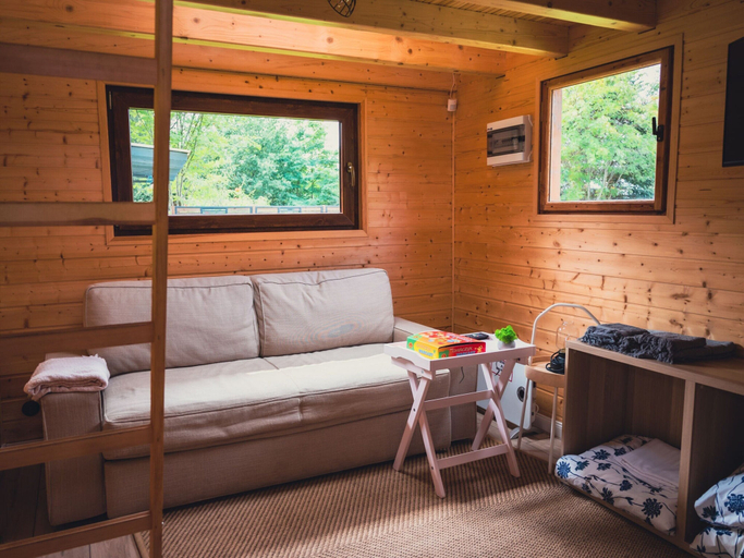 Room 3, Large Holiday Villa With Sauna, Jacuzzi and Pool, Wejherowo