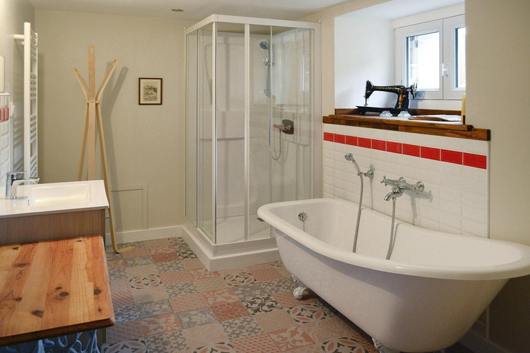 Bathroom 4, Holiday Home in Locquirec Near Sandy Beach, Finistère