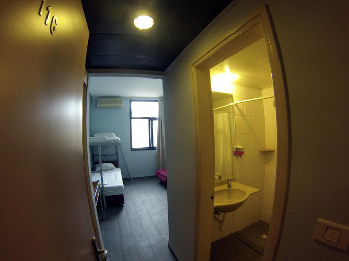 Bathroom, Tiberias Heart
