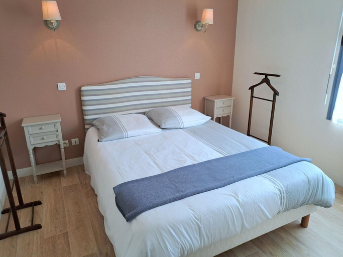 Bedroom, Apartment in Roscoff for Two Person, Finistère