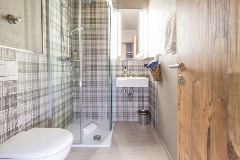 Bathroom 4, Hotel Rad, Bodenseekreis