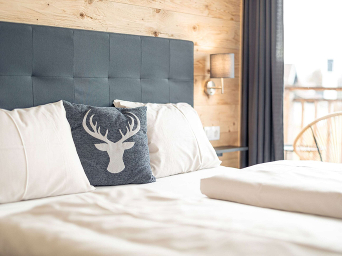 Bedroom 2, Inzell Chalets With Private Pool, Traunstein