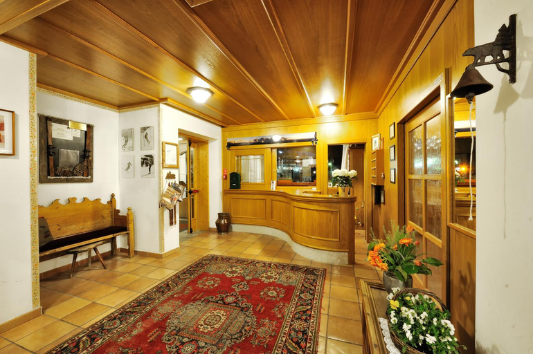 Public Area 2, Hotel Montana, Trento