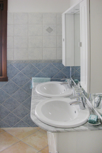 Bathroom 5, Villa in San Pietro Near White Sand Beach, Cagliari