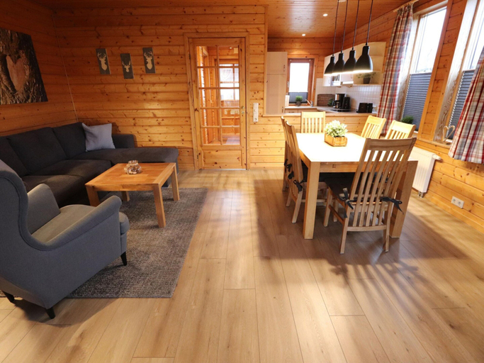 Dining 2, Doppelhaushalfte in Hasselfelde, Harz